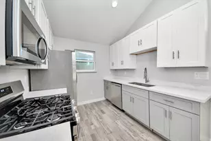 6201 Batterson St, Houston, TX 77026 - Photo 12