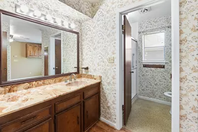 108 Meadow Creek Drive, Schulenburg, TX 78956 - Photo 20
