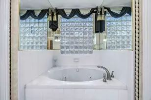 13906 Placid Woods Ct, Sugar Land, TX 77498 - Photo 20