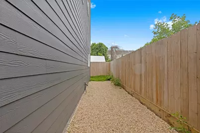 812 Elkhart Street #E, Houston, TX 77091 - Photo 28