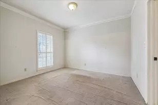 607 Blue Willow Dr, Houston, TX 77042 - Photo 8