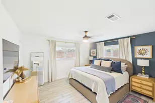 1750 Conrad Sauer Dr, Houston, TX 77043 - Photo 12