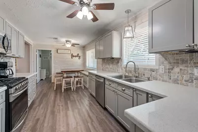 3805 Windridge Drive, Bryan, TX 77802 - Photo 8