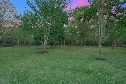 26205 Crown Ranch Boulevard, Montgomery, TX 77316 - Photo 10