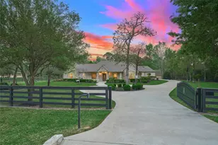 26205 Crown Ranch Blvd, Montgomery, TX 77316 - Photo 2