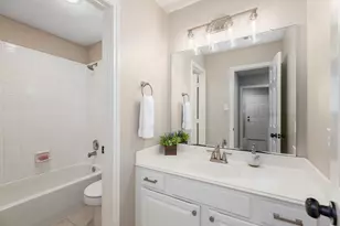 14618 Kings Head Dr, Houston, TX 77044 - Photo 32