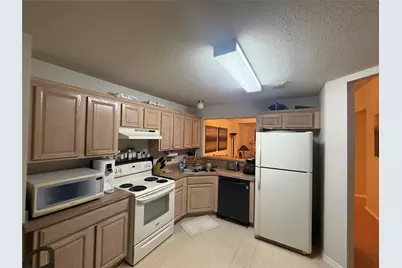 16211 Whitesage Court, Houston, TX 77082 - Photo 4