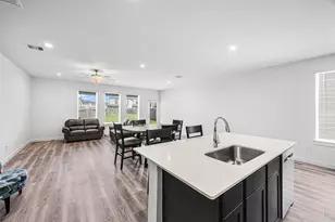 12305 Brandenburg Gate Dr, Houston, TX 77047 - Photo 6