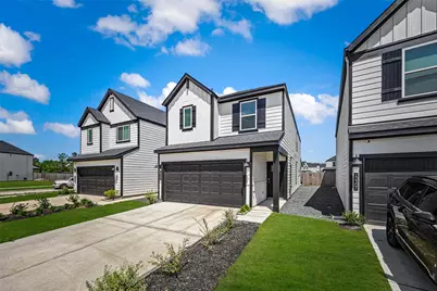 12305 Brandenburg Gate Drive, Houston, TX 77047 - Photo 1