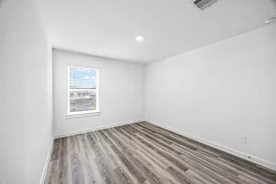 12305 Brandenburg Gate Drive, Houston, TX 77047 - Photo 18