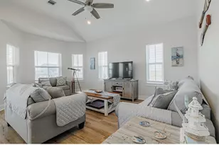25011 San Simeon Ct, Galveston, TX 77554 - Photo 14