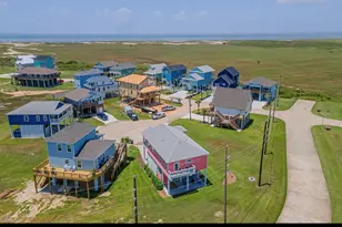 25011 San Simeon Ct, Galveston, TX 77554 - Photo 6
