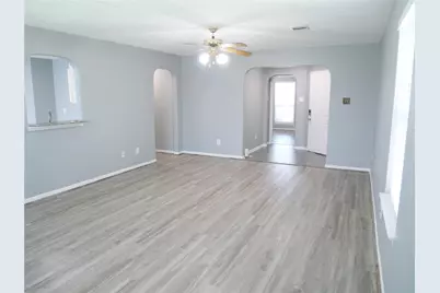 11931 Panay Village Circle, Houston, TX 77048 - Photo 10