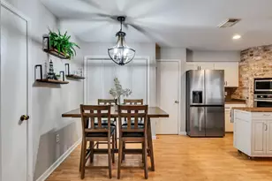 14310 Locke Ln, Houston, TX 77077 - Photo 22