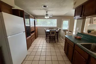 217 Banyan Dr, Lake Jackson, TX 77566 - Photo 16