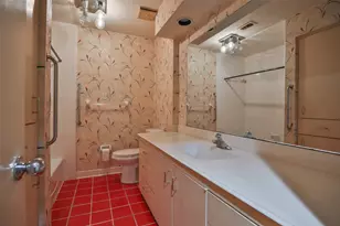 15407 Empanada Dr, Houston, TX 77083 - Photo 8