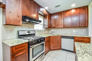 6430 Saxet St, Houston, TX 77055 - Photo 12
