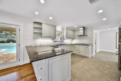 1061 Richelieu Lane, Houston, TX 77018 - Photo 10