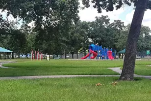 6914 Gonzales St, Houston, TX 77020 - Photo 8