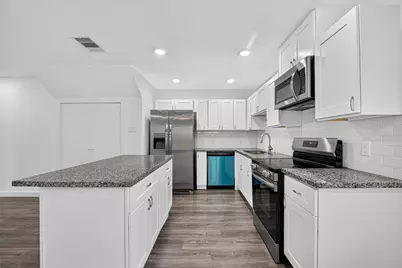 8637 Peachtree Street #B, Houston, TX 77016 - Photo 14