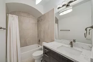 1518 W Clay St, Houston, TX 77019 - Photo 20