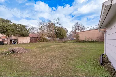 200 W Caroline Street #B, Trinity, TX 75862 - Photo 18