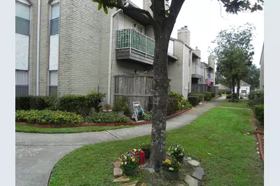 2011 Spenwick Drive #427, Houston, TX 77055 - Photo 22