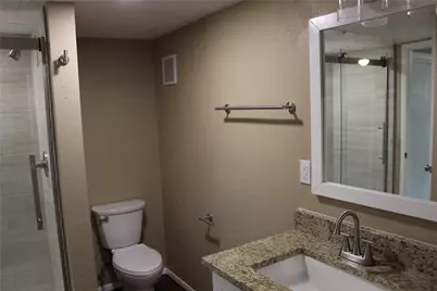 2011 Spenwick Drive #427, Houston, TX 77055 - Photo 16