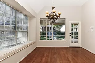 99 N Summer Cloud Dr, The Woodlands, TX 77381 - Photo 14