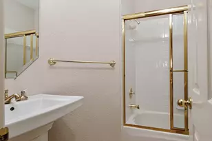 99 N Summer Cloud Dr, The Woodlands, TX 77381 - Photo 20