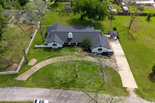 822 Surrey Ln, Simonton, TX 77485 - Photo 34