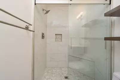 910 W Heights Hollow Lane, Houston, TX 77007 - Photo 12