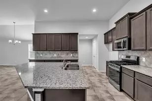 7417 Mango Orchard Ln, Conroe, TX 77304 - Photo 4