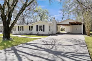 311 Harris Blvd, Conroe, TX 77301 - Photo 2