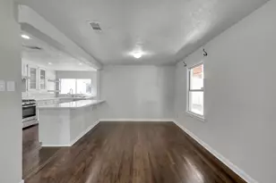 311 Harris Blvd, Conroe, TX 77301 - Photo 6