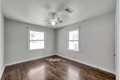 311 Harris Boulevard, Conroe, TX 77301 - Photo 28