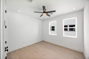 1424 W 23rd St, Houston, TX 77008 - Photo 28