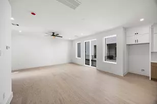 1424 W 23rd St, Houston, TX 77008 - Photo 22