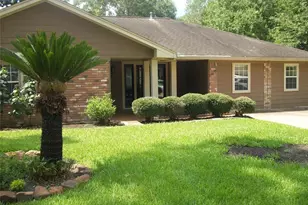 111 Shadylyn Dr, Conroe, TX 77304 - Photo 1