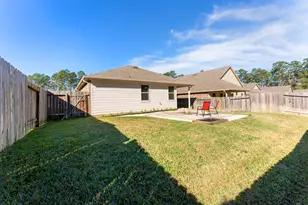 14096 Silver Falls Ct, Conroe, TX 77384 - Photo 32