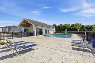7720 Inwood Grv Ln, Houston, TX 77088 - Photo 2