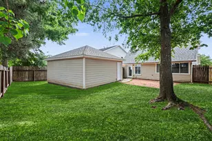 817 Dragonfly Dr, Conroe, TX 77301 - Photo 16