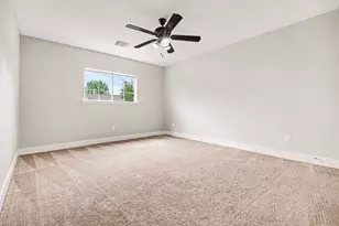 817 Dragonfly Dr, Conroe, TX 77301 - Photo 12
