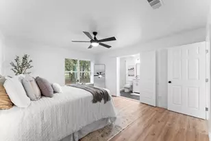 303 W Rollingwood St, Pinehurst, TX 77362 - Photo 18