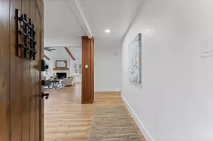 303 W Rollingwood St, Pinehurst, TX 77362 - Photo 4