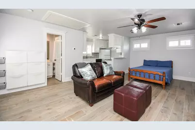 1349 Heights Boulevard #B, Houston, TX 77008 - Photo 6