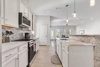 757 Canyon Bend, Canyon Lake, TX 78133 - Photo 8