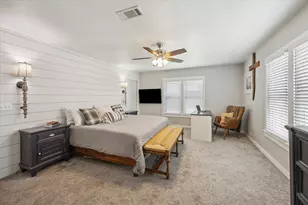 711 S Tesch St, Bellville, TX 77418 - Photo 10