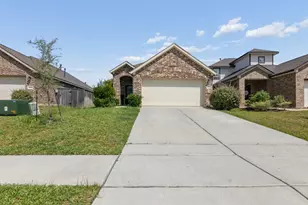 1950 Barrett Gables Dr, Crosby, TX 77532 - Photo 1