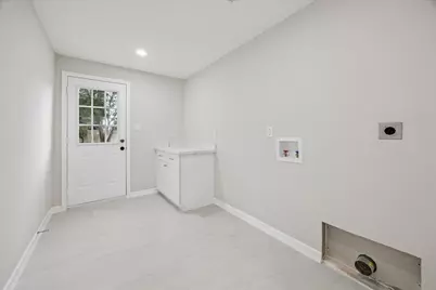 10009 Lazy Oaks Street, Houston, TX 77080 - Photo 12